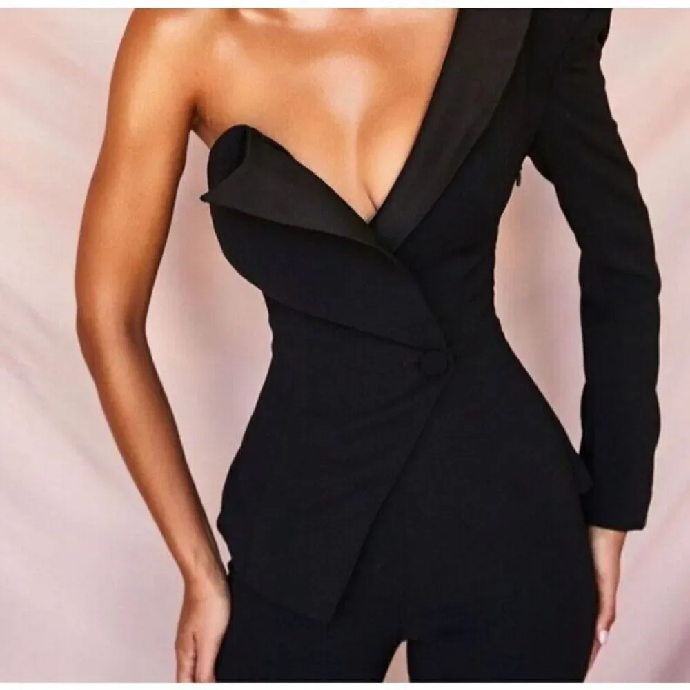 HOUSE OF CB Jumpsuit Size Small Black One‎ Sleeved Rosaria Tuxedo Style